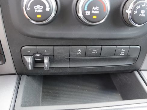 Certified 2022 RAM 1500 Warlock AWD/4WD image 26