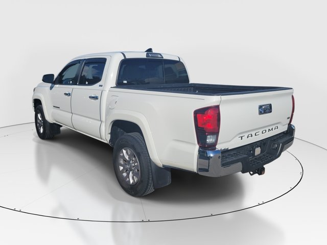 Used 2018 Toyota Tacoma SR5 RWD image 5