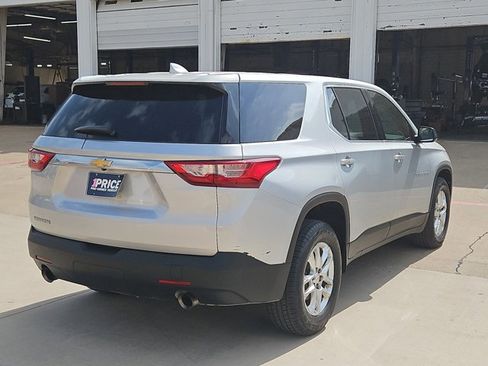 Used 2019 Chevrolet Traverse LS FWD image 13