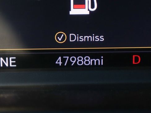 Used 2021 Chevrolet Silverado 1500 High Country w/ Technology Package image 24