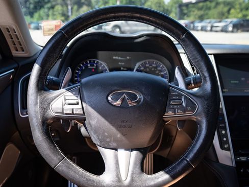 Used 2017 INFINITI Q50 Red Sport 400 AWD/4WD image 29
