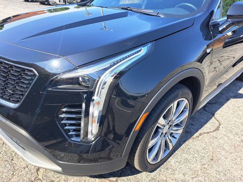 Used 2023 Cadillac XT4 Premium Luxury FWD image 23