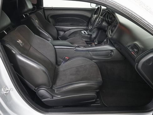 Used 2021 Dodge Challenger R/T Scat Pack image 9