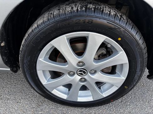 Used 2013 MAZDA MAZDA2 Touring image 39