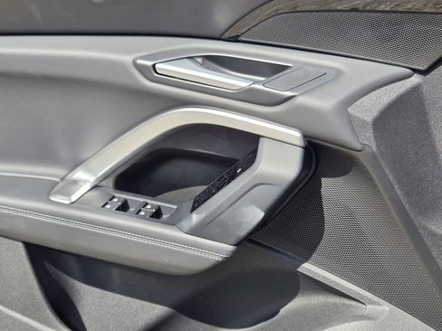 Certified 2025 Audi Q5 Premium image 28