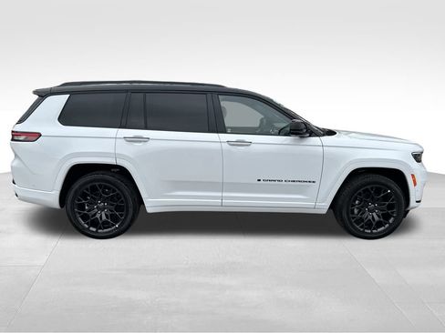 New 2025 Jeep Grand Cherokee L Summit image 7