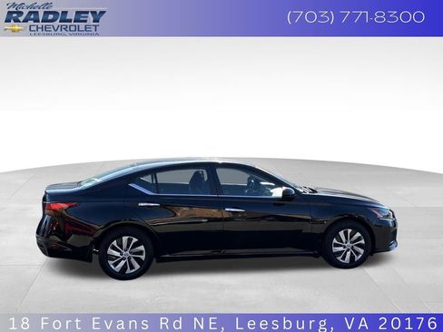 Used 2023 Nissan Altima 2.5 S image 8