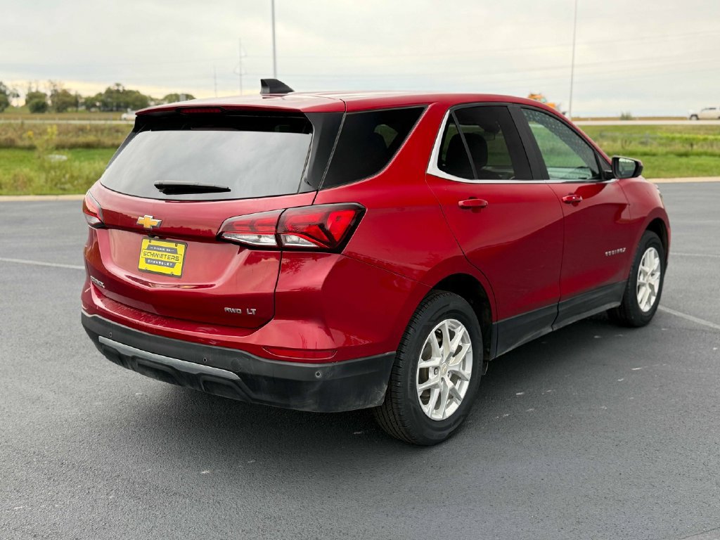 Used 2024 Chevrolet Equinox LT AWD/4WD image 7