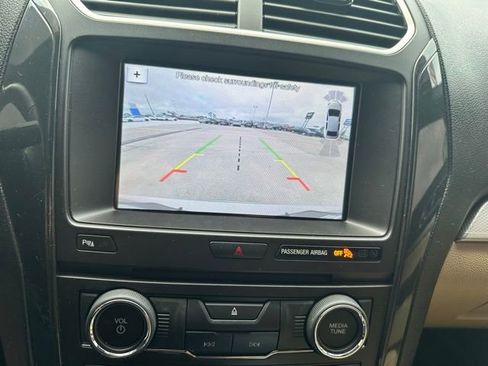 Used 2017 Ford Explorer XLT w/ Equipment Group 202A image 16