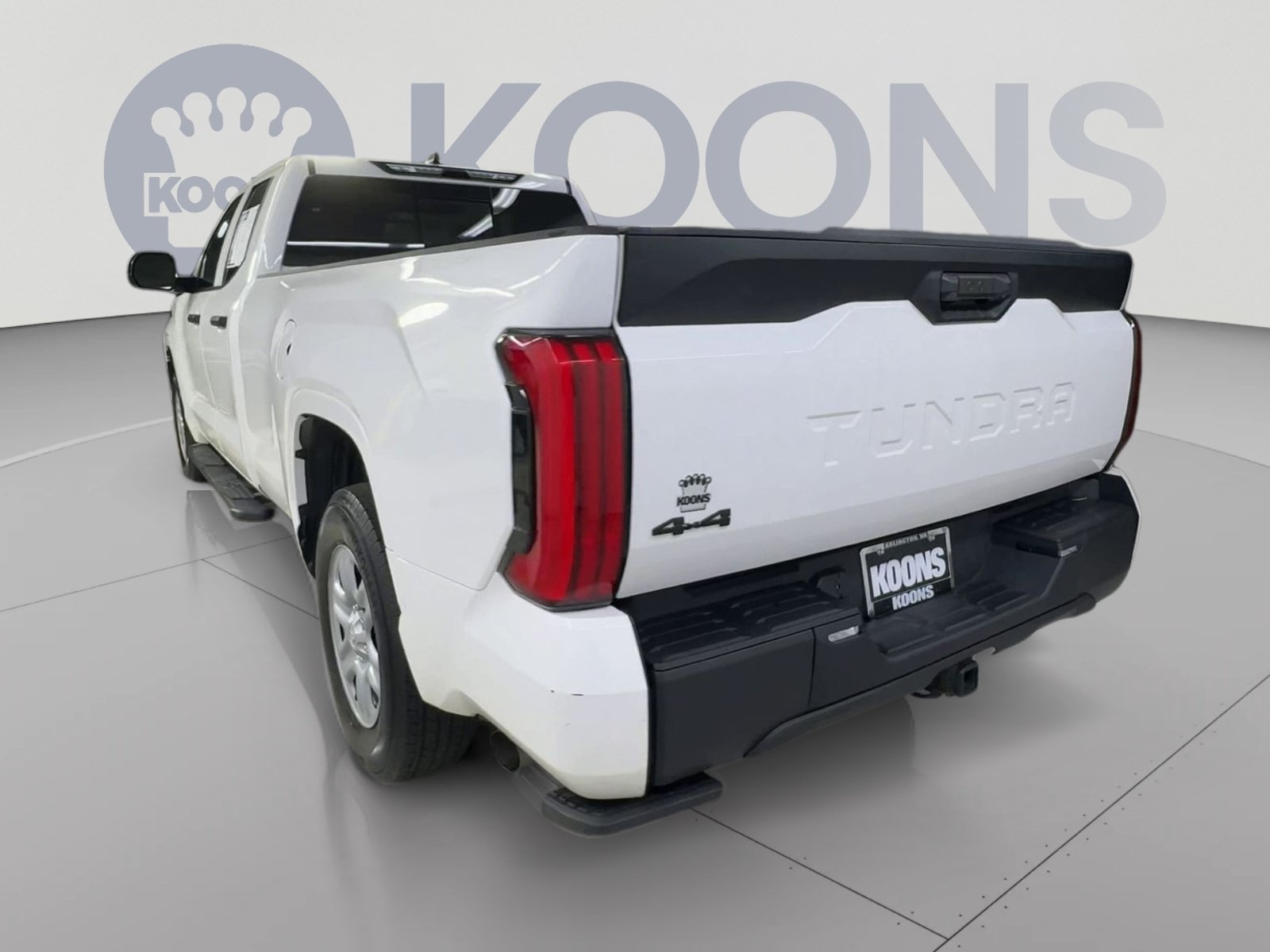 Used 2024 Toyota Tundra SR w/ SR Tow Package AWD/4WD image 10