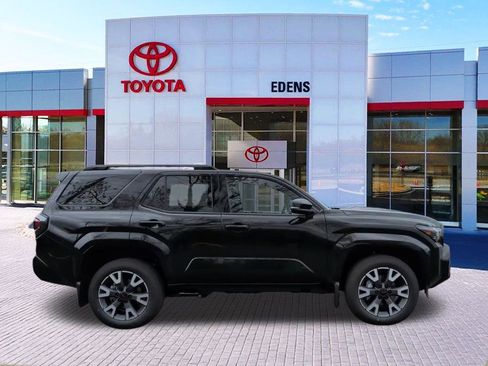 New 2026 Toyota 4Runner TRD Sport AWD/4WD image 2