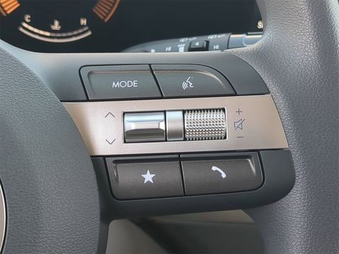 New 2026 Hyundai Kona SE image 23