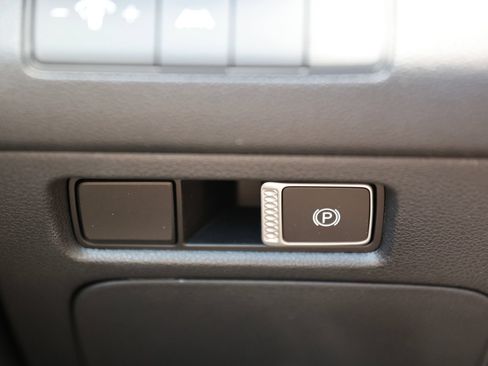 Certified 2021 Hyundai Santa Fe SEL FWD image 35