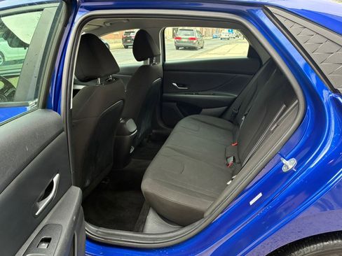 Used 2024 Hyundai Elantra SEL FWD image 10