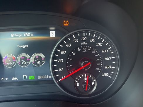 Used 2022 Kia Stinger GT2 AWD/4WD image 5