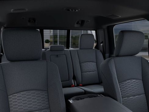 New 2026 RAM 2500 Big Horn AWD/4WD image 28