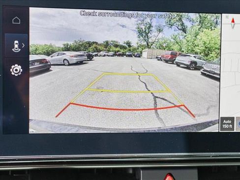 New 2025 Hyundai Elantra Limited image 19