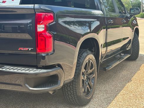 Used 2024 Chevrolet Silverado 1500 RST RWD image 4