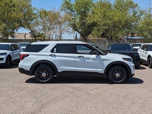 New 2025 Ford Explorer 4WD Police Interceptor image 8