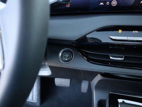 New 2026 Buick Enclave Sport Touring w/ Power Package image 39