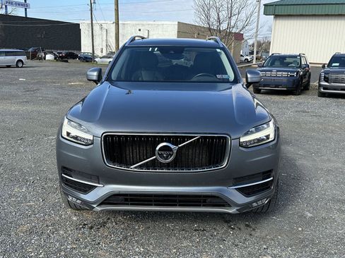 Used 2018 Volvo XC90 T5 Momentum w/ Convenience Package image 3