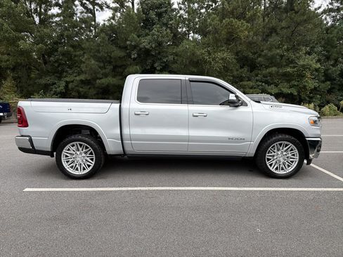 Used 2026 RAM 1500 Limited AWD/4WD image 9