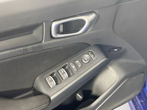 Used 2023 Honda Civic Sport image 17