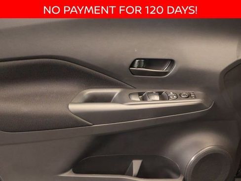 New 2025 Nissan Kicks Play S image 6