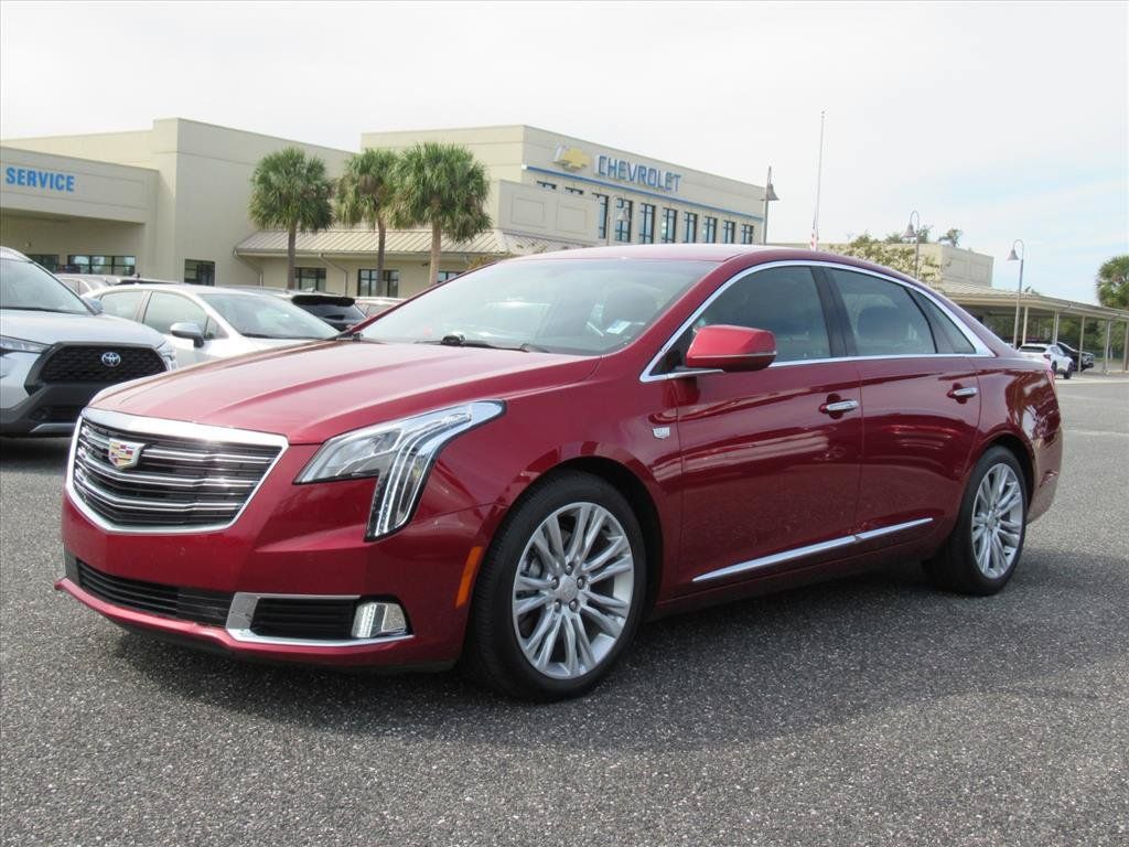 Used 2019 Cadillac XTS Luxury FWD image 3