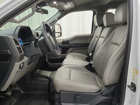 Used 2022 Ford F350 XL w/ Power Equipment Group AWD/4WD image 18