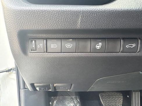 Used 2024 Toyota RAV4 XLE w/ Convenience Package AWD/4WD image 25