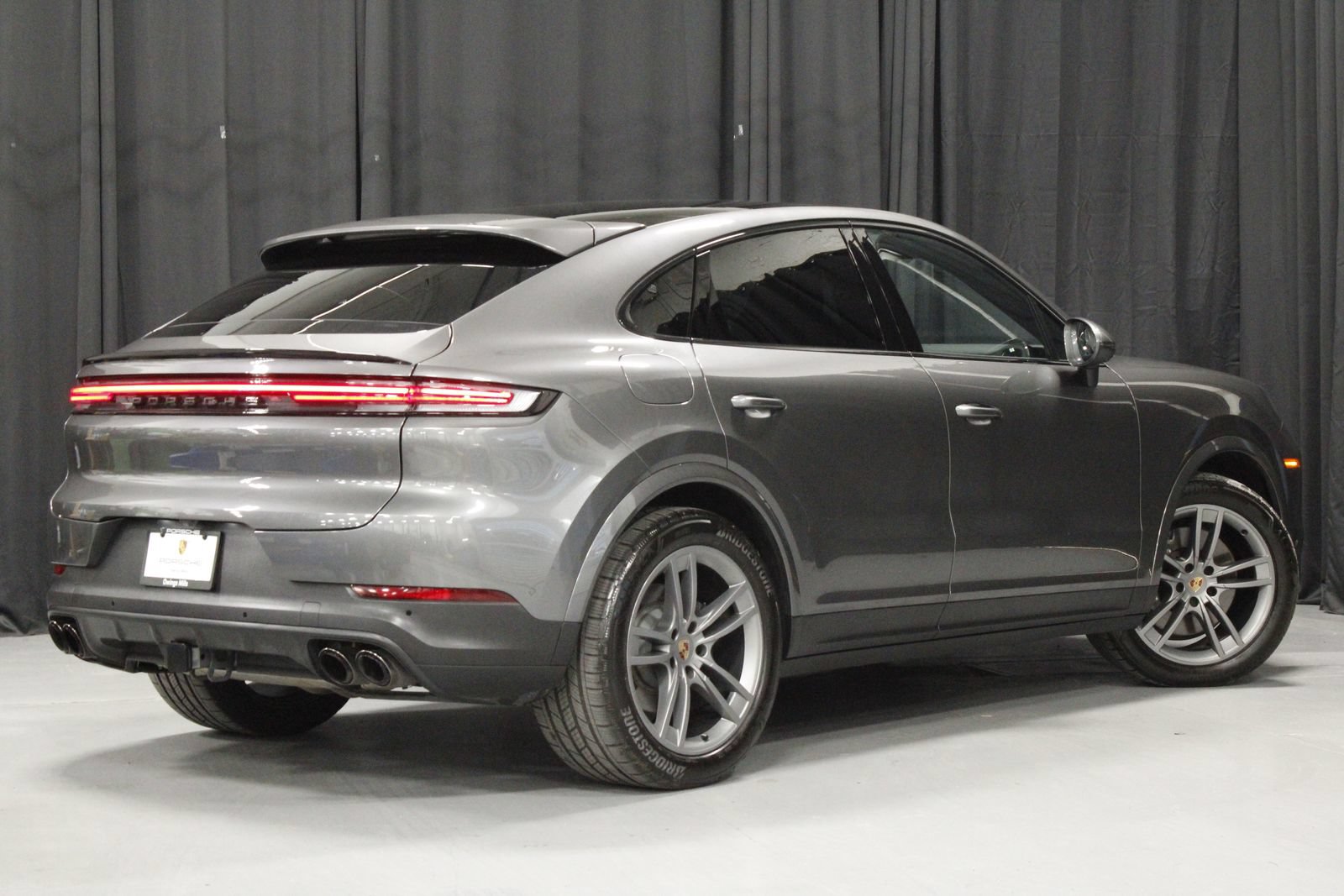 Certified 2026 Porsche Cayenne Coupe AWD/4WD image 7