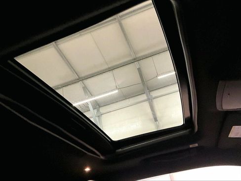 Used 2020 Dodge Challenger GT w/ Plus Package image 21