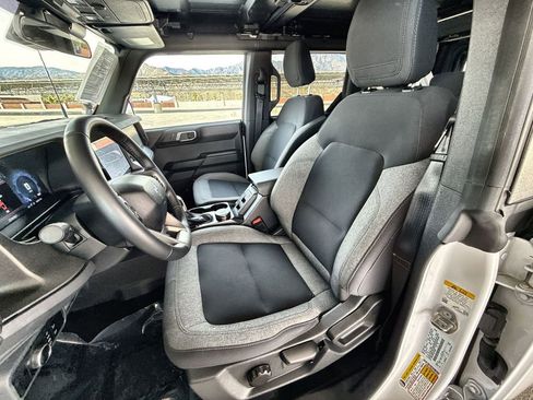 Used 2025 Ford Bronco Big Bend image 19