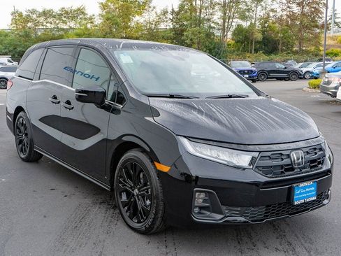 New 2026 Honda Odyssey Sport-L image 4