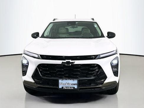 New 2025 Chevrolet Trax ACTIV w/ Driver Confidence Package image 2