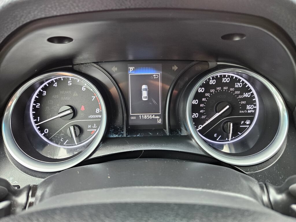 Used 2018 Toyota Camry SE FWD image 20