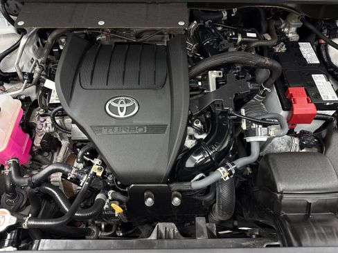 Used 2023 Toyota Highlander XLE AWD/4WD image 57