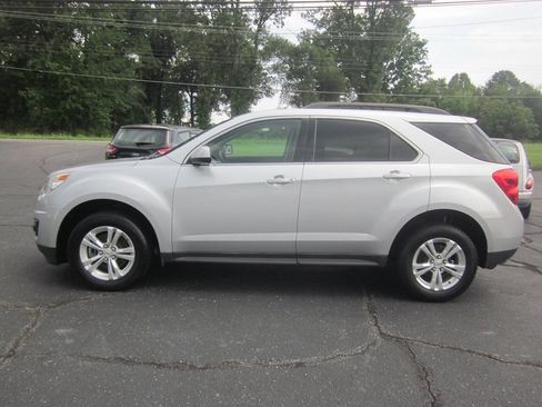Used 2011 Chevrolet Equinox LT w/ Driver Convenience Package FWD image 1