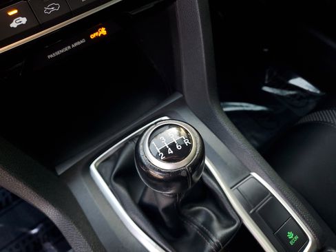 Used 2020 Honda Civic Sport image 22