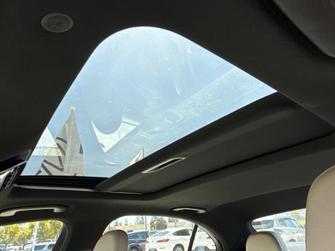 Used 2024 Mercedes-Benz C 300 Sedan image 28
