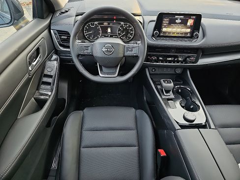 New 2026 Nissan Rogue Dark Armor AWD/4WD image 8