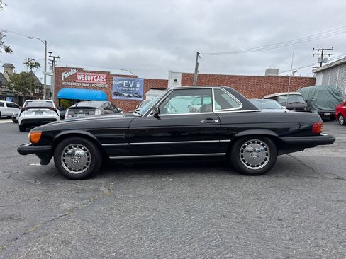 Used 1987 Mercedes-Benz 560 SL image 5