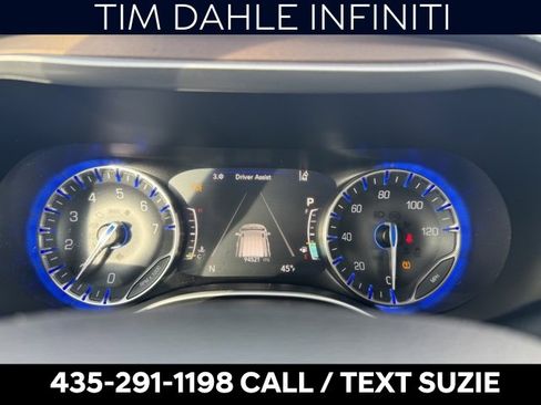 Used 2019 Chrysler Pacifica Touring Plus w/ Advanced Safetytec Group image 3