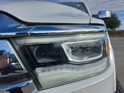 Used 2019 RAM 1500 Laramie image 29