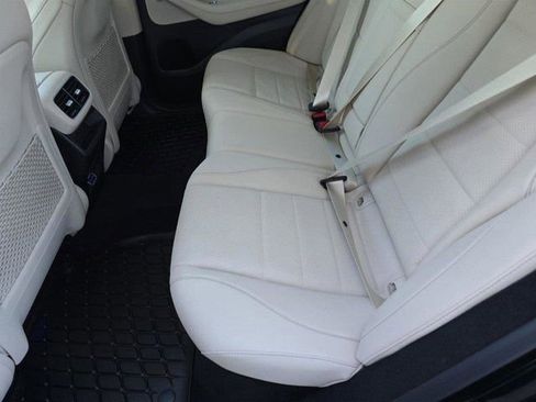 New 2026 Mercedes-Benz GLE 350 4MATIC image 16