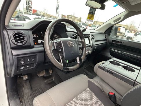 Used 2018 Toyota Tundra SR AWD/4WD image 12
