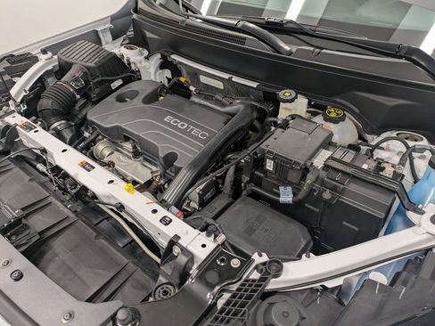 Used 2022 GMC Terrain SLE w/ Driver Convenience Package image 30