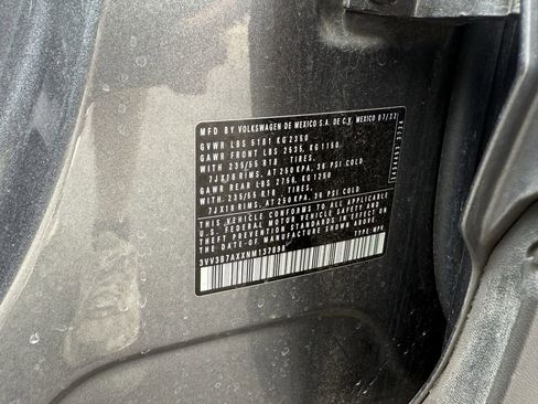 Used 2022 Volkswagen Tiguan SE FWD image 24