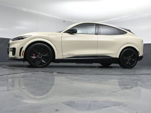 Certified 2025 Ford Mustang Mach-E GT AWD/4WD image 39